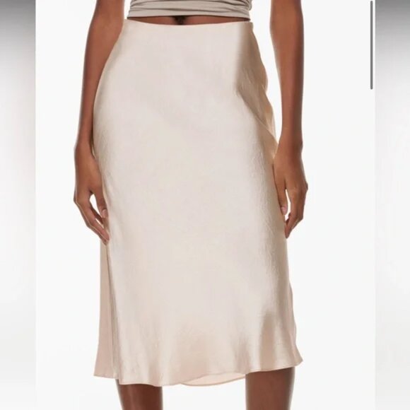 Aritzia Slip Satin Midi Skirt Nude Blush Champagne Size 10 - Picture 9 of 9